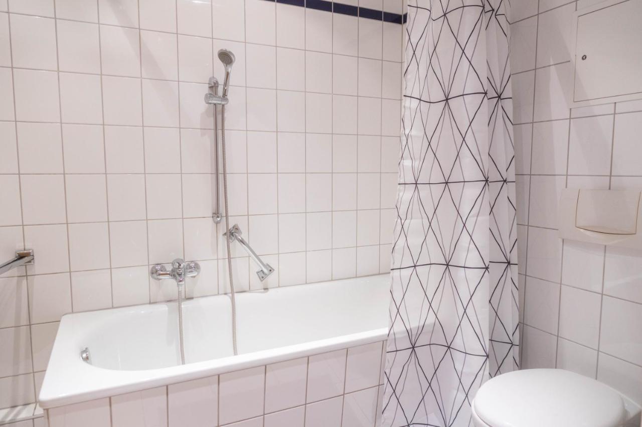 Grosse 3 Zimmer Wohnung Mit Netflix In Zentraler Lage Erfurt Esterno foto